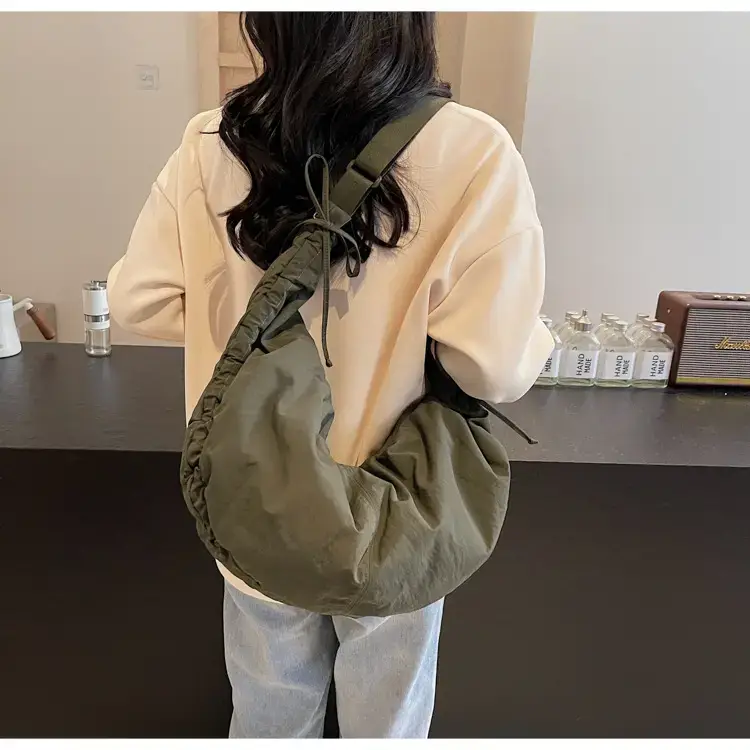 Xiaozhong Pleated Crescent Bag Women's 2024 — feature 29