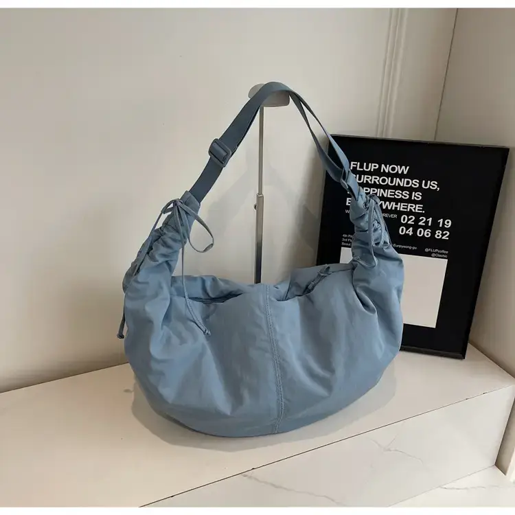 Xiaozhong Pleated Crescent Bag Women's 2024 — feature 64