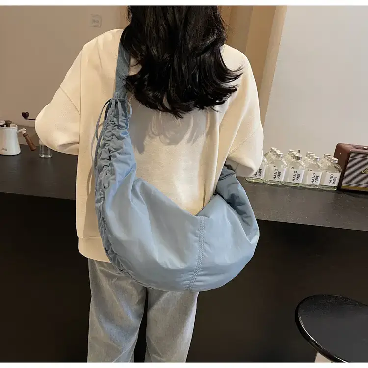Xiaozhong Pleated Crescent Bag Women's 2024 — feature 73
