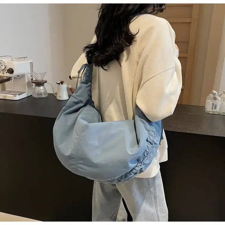 Xiaozhong Pleated Crescent Bag Women's 2024 — feature 74