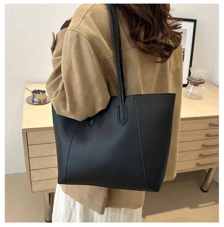 Brown Large Capacity Women's Tote Bag with Keychain — feature 19