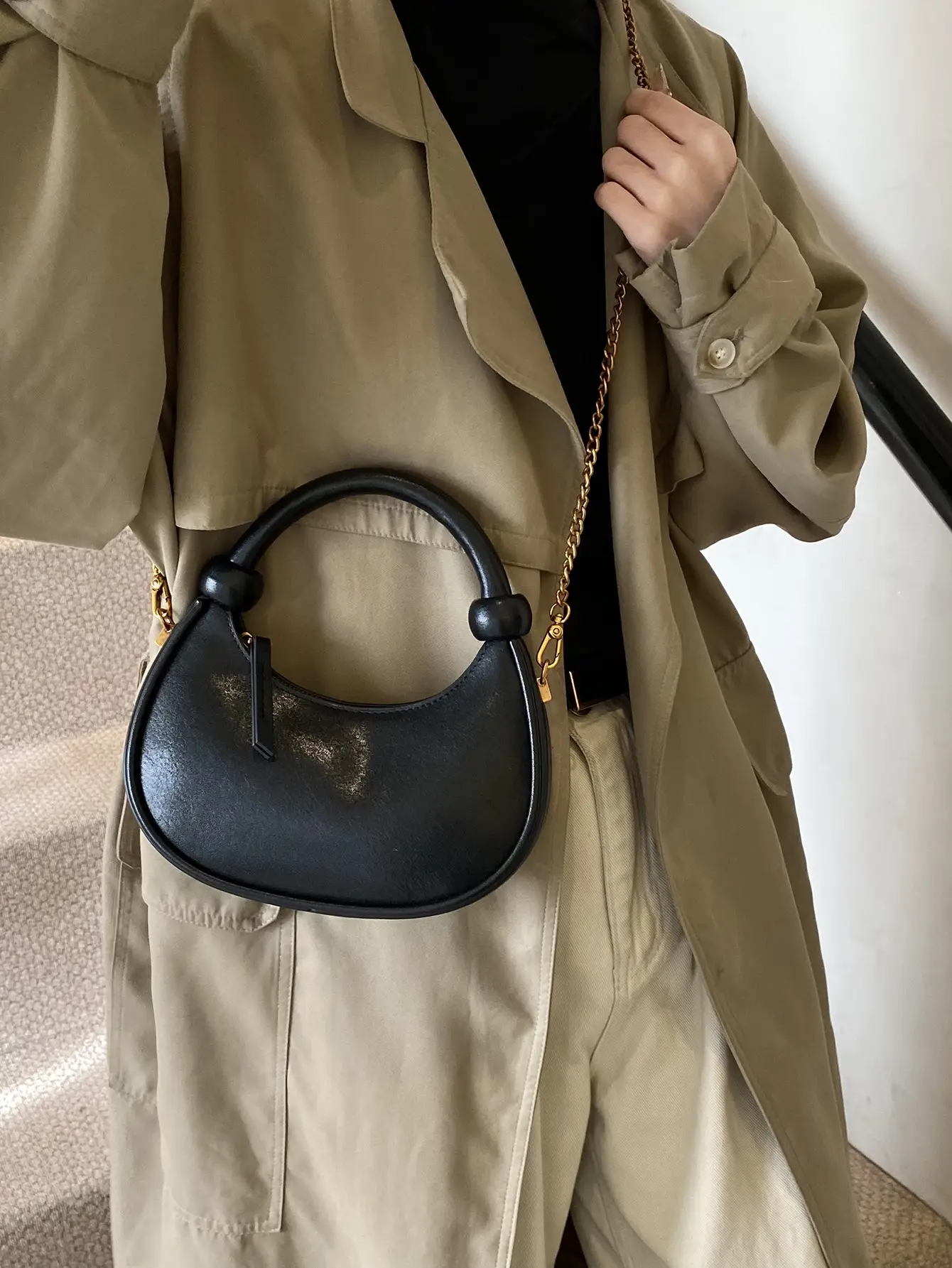 Women's Retro Textured Shoulder Bag Brown 2024 - Image 8