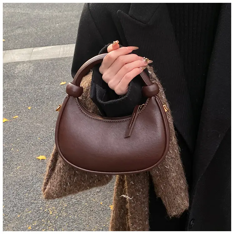 Women's Retro Textured Shoulder Bag Brown 2024 — feature 16