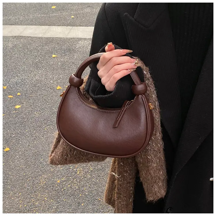 Women's Retro Textured Shoulder Bag Brown 2024 — feature 17