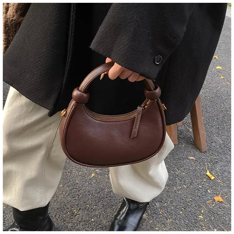 Women's Retro Textured Shoulder Bag Brown 2024 — feature 19
