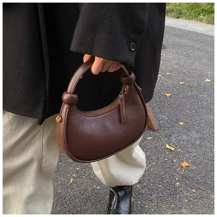 Women's Retro Textured Shoulder Bag Brown 2024 — feature 20