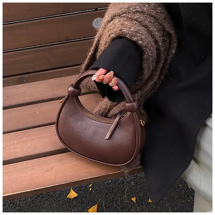 Women's Retro Textured Shoulder Bag Brown 2024 — feature 22