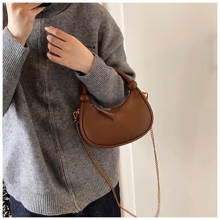 Women's Retro Textured Shoulder Bag Brown 2024 — feature 24
