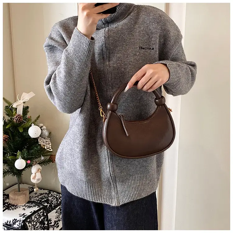 Women's Retro Textured Shoulder Bag Brown 2024 — feature 29