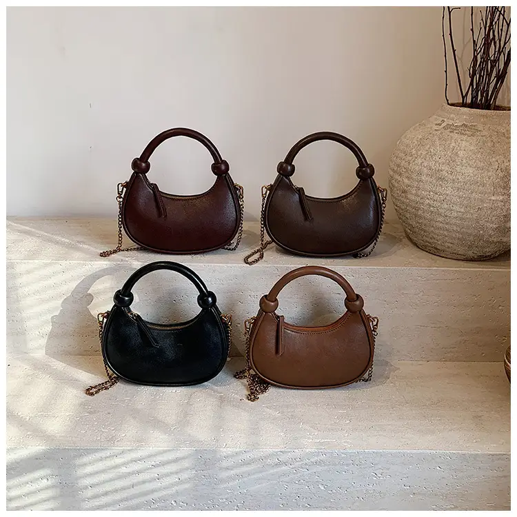 Women's Retro Textured Shoulder Bag Brown 2024 — feature 3