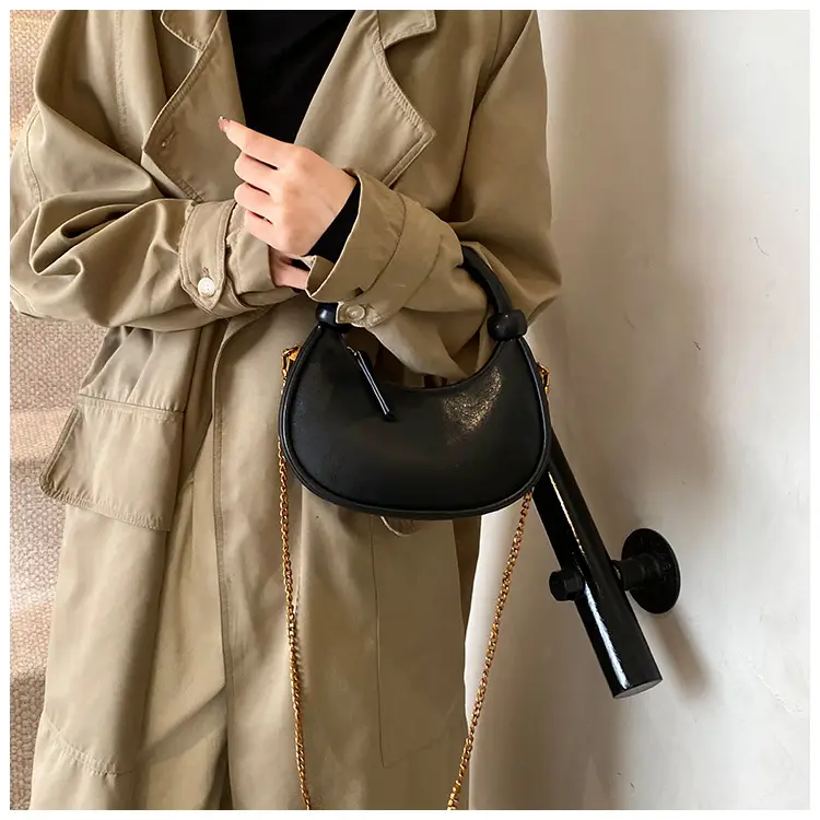 Women's Retro Textured Shoulder Bag Brown 2024 — feature 35
