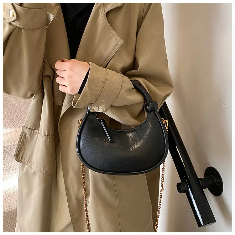 Women's Retro Textured Shoulder Bag Brown 2024 — feature 36