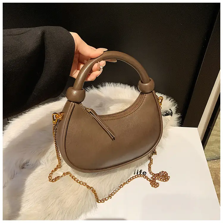 Women's Retro Textured Shoulder Bag Brown 2024 - Image 3