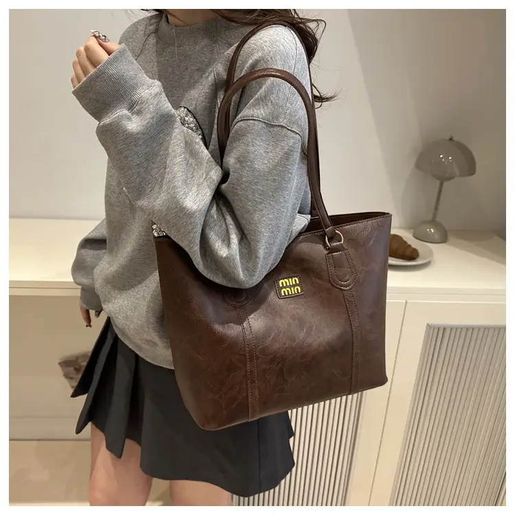 Black High-End Women's Large Capacity Shoulder Tote Bag — feature 15