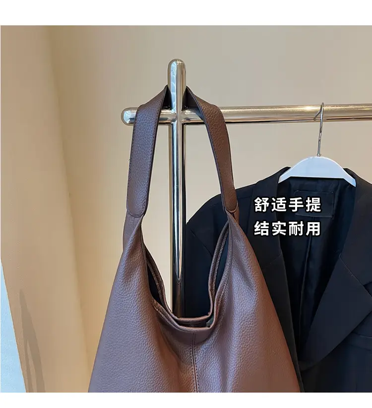 Women's Black Leather Shoulder Bag Large Capacity Fashionable Tote — feature 8