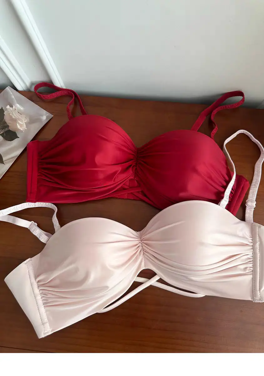 Pearlescent satin pure underwear women's small breasts gather to show the big autumn and winter Japanese without steel ring anti-sagging red bra. — feature 5