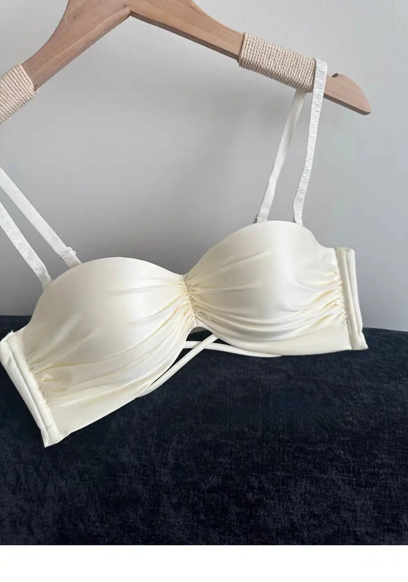 Pearlescent satin pure underwear women's small breasts gather to show the big autumn and winter Japanese without steel ring anti-sagging red bra. — feature 8