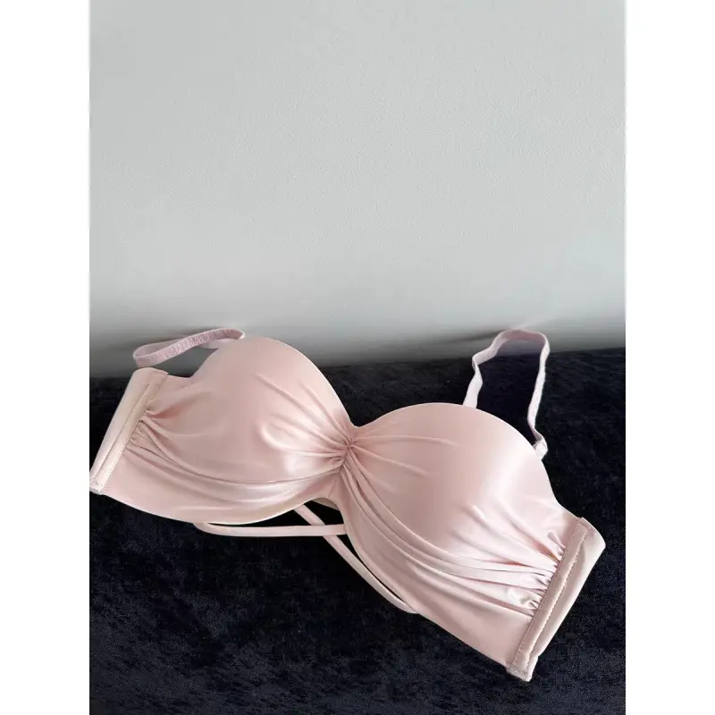 Pearlescent satin pure underwear women's small breasts gather to show the big autumn and winter Japanese without steel ring anti-sagging red bra.