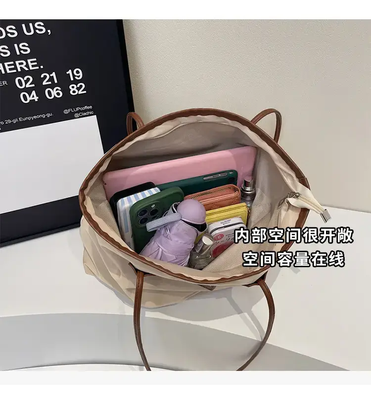 Women's Waterproof Underarm Tote Bag Black Large Capacity — feature 9