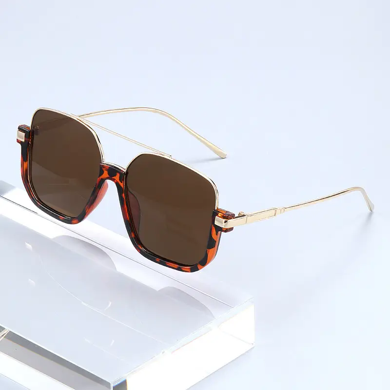 High-Grade Retro Black Double Beam Sunglasses for Men Women