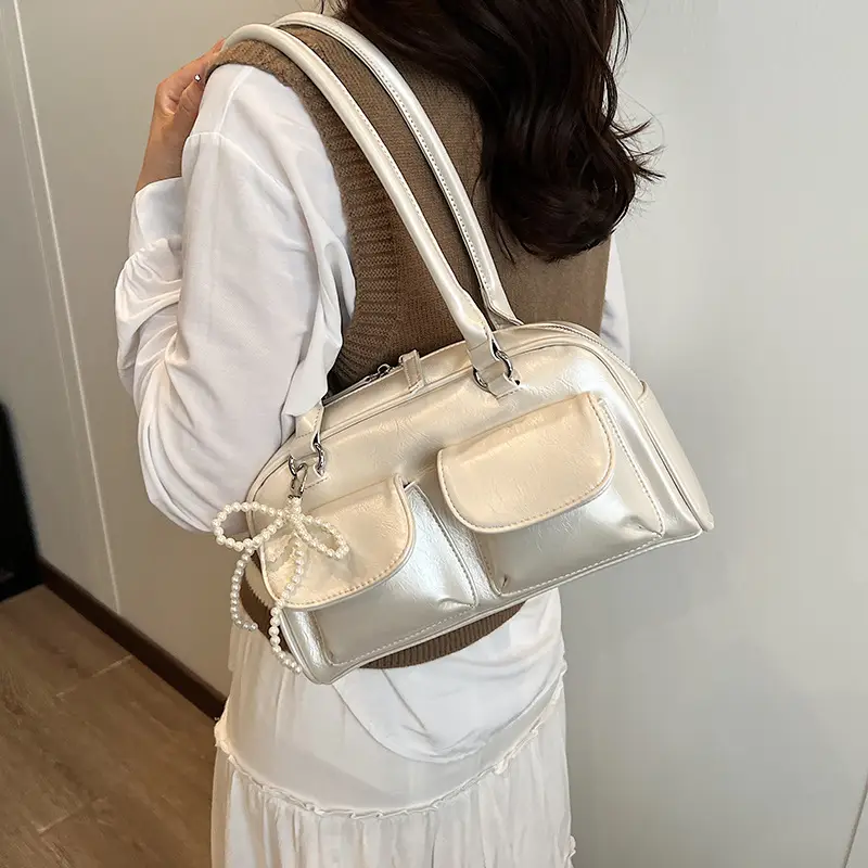 Korean Style Shoulder Bag with Zip Front & Chain Strap - Image 7