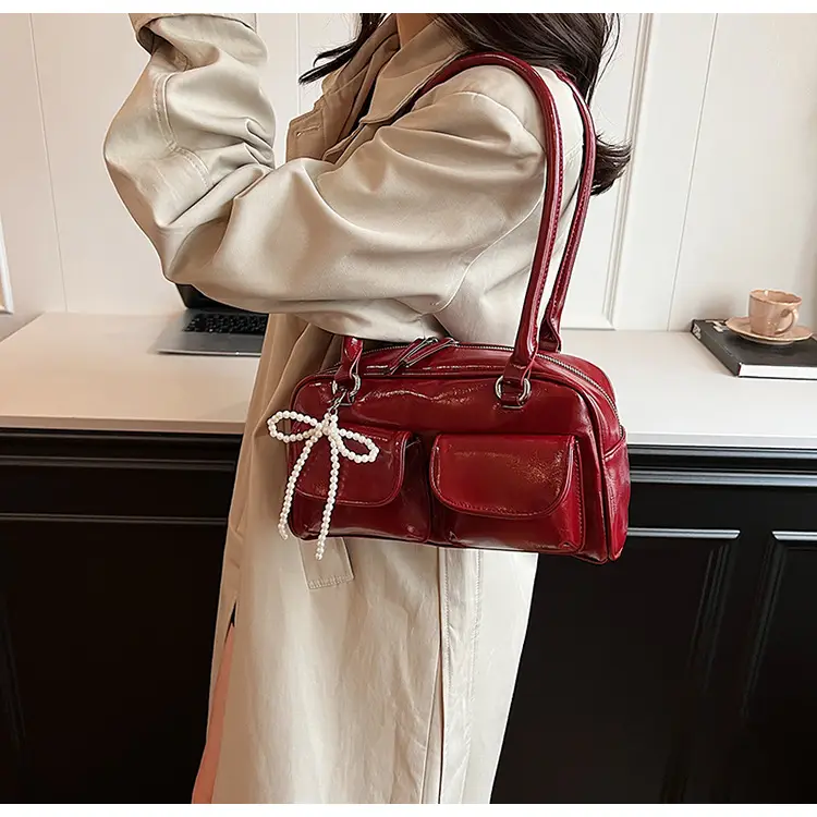Korean Style Shoulder Bag with Zip Front & Chain Strap — feature 18