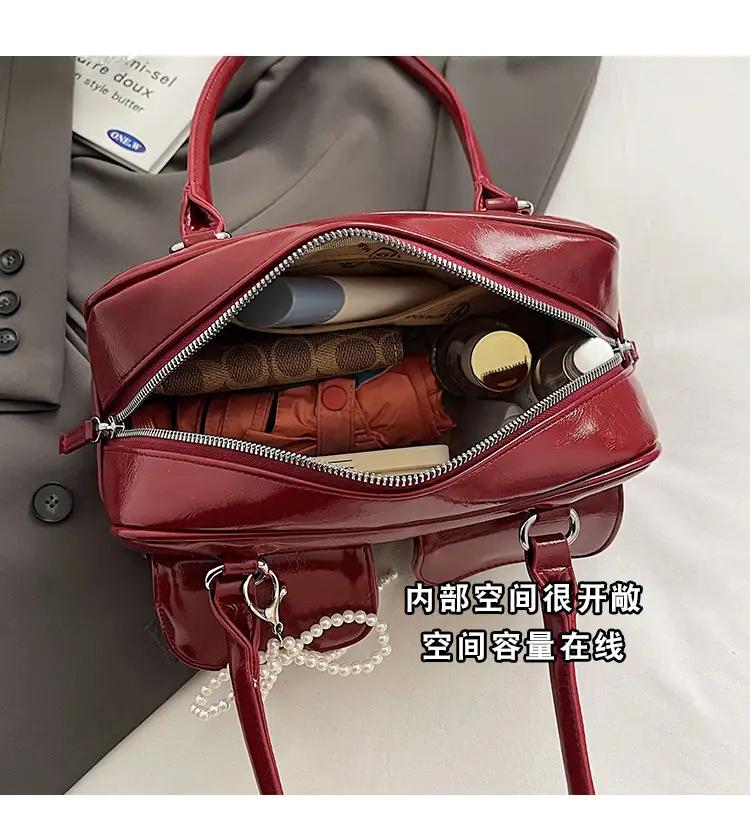 Korean Style Shoulder Bag with Zip Front & Chain Strap — feature 9