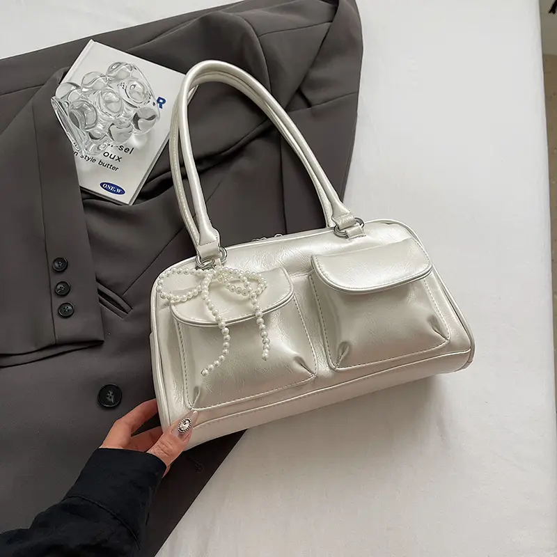 Korean Style Shoulder Bag with Zip Front & Chain Strap - Image 3