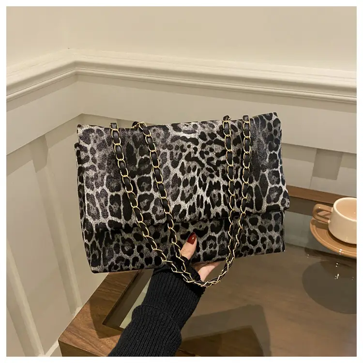 Leopard Print Chain Bag for Women 2024 New Fashion — feature 10