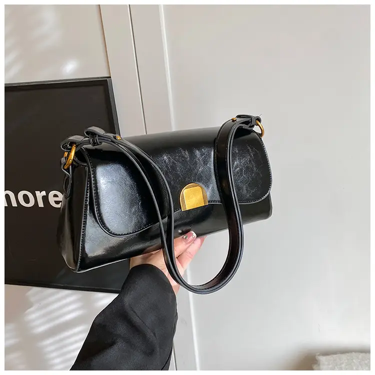 Women's Maillard Shoulder Bag Small Square Design — feature 18