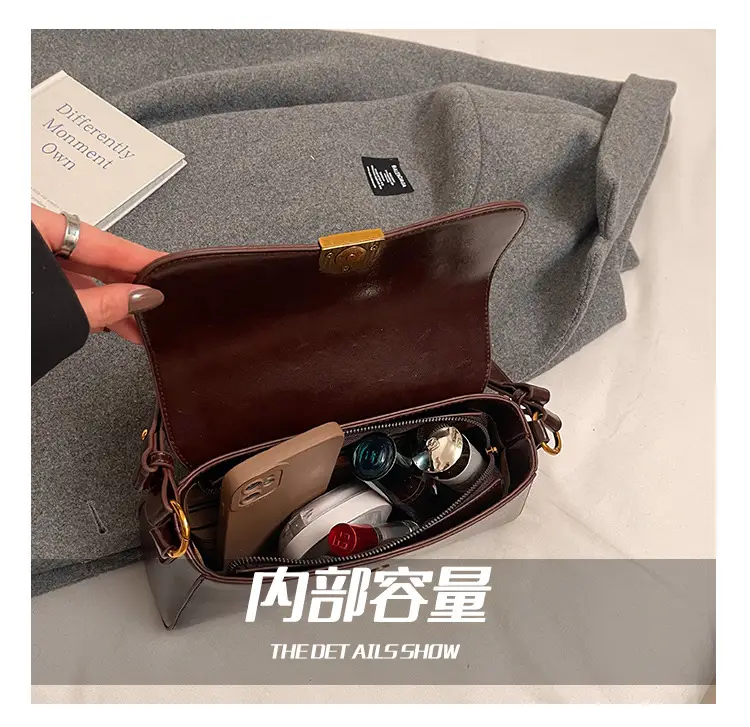 Women's Maillard Shoulder Bag Small Square Design — feature 8