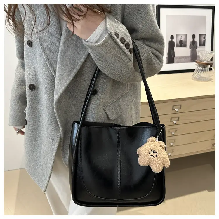 Vintage Maroon Spliced Bucket Bag for Women — feature 18