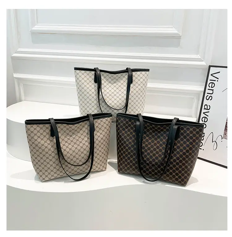 Women's 2024 Winter Tote Bag with Guitured Pattern — feature 22