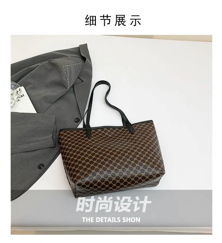 Women's 2024 Winter Tote Bag with Guitured Pattern — feature 3