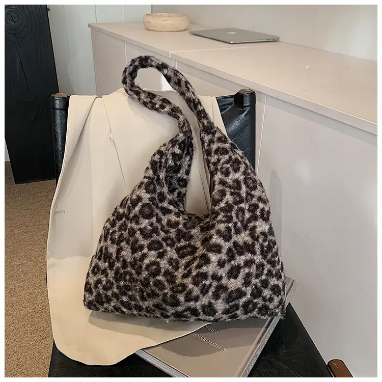 Leopard Print Large Capacity Women's Tote Bag — feature 18