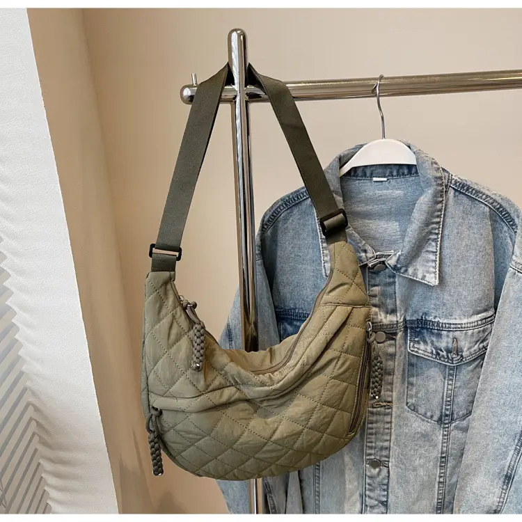 Autumn Winter Coat Shoulder Bag Cream 2024 — feature 16