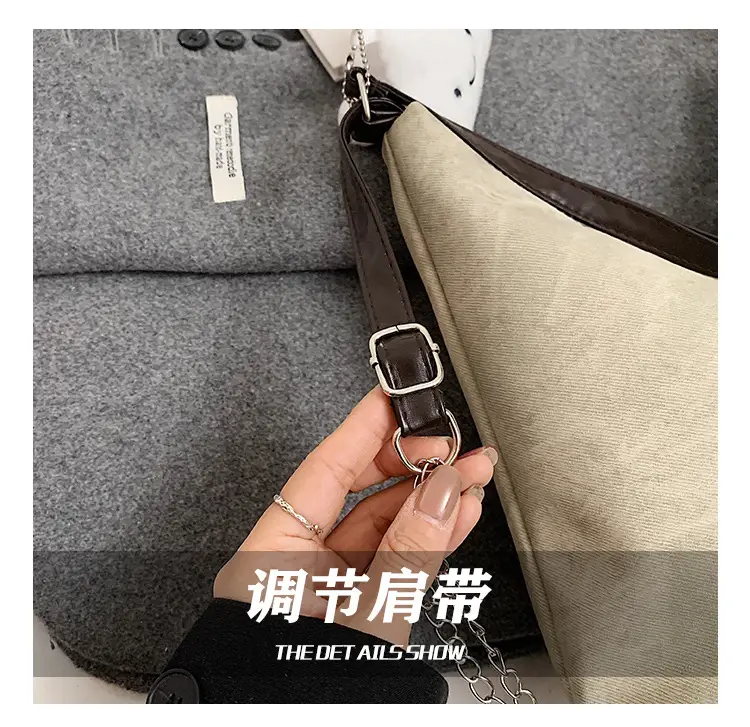 Women's Winter Grey Min Mimi Tote Bag — feature 5