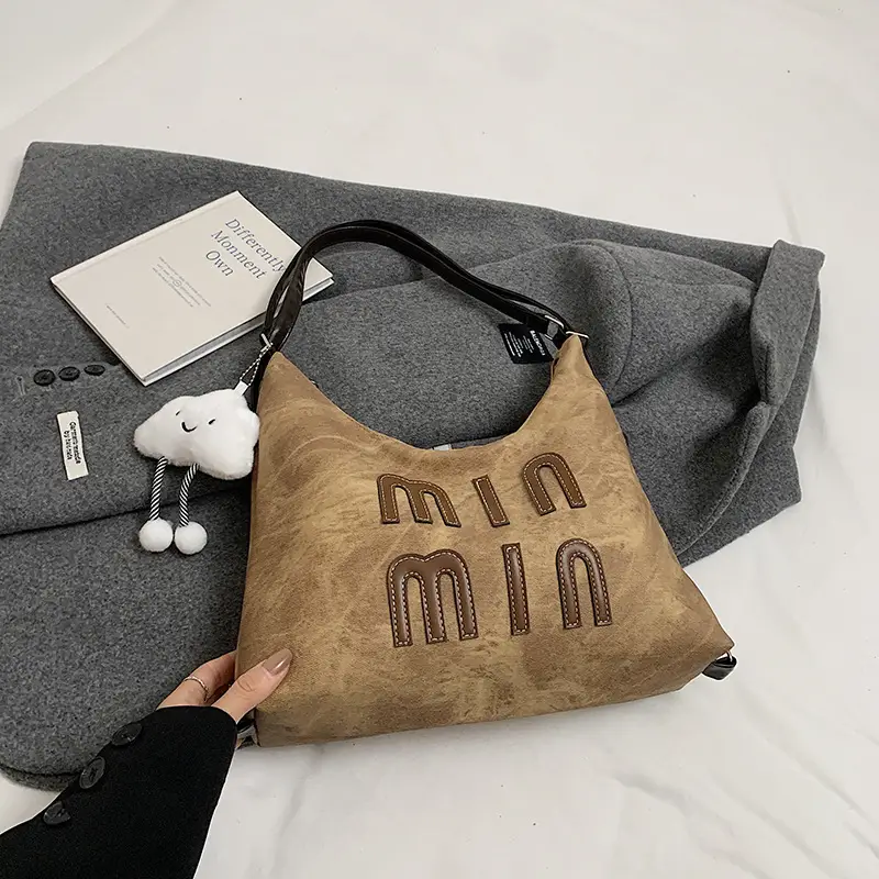 Women's Winter Grey Min Mimi Tote Bag - Image 7