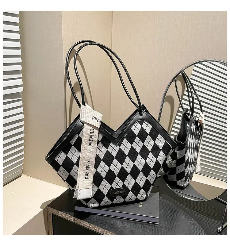 Plaid Shoulder Bag Women's 2024 Winter New Trendy Fashionable Large Capacity Commuter Tote Bag Underarm Bag for Women — feature 22