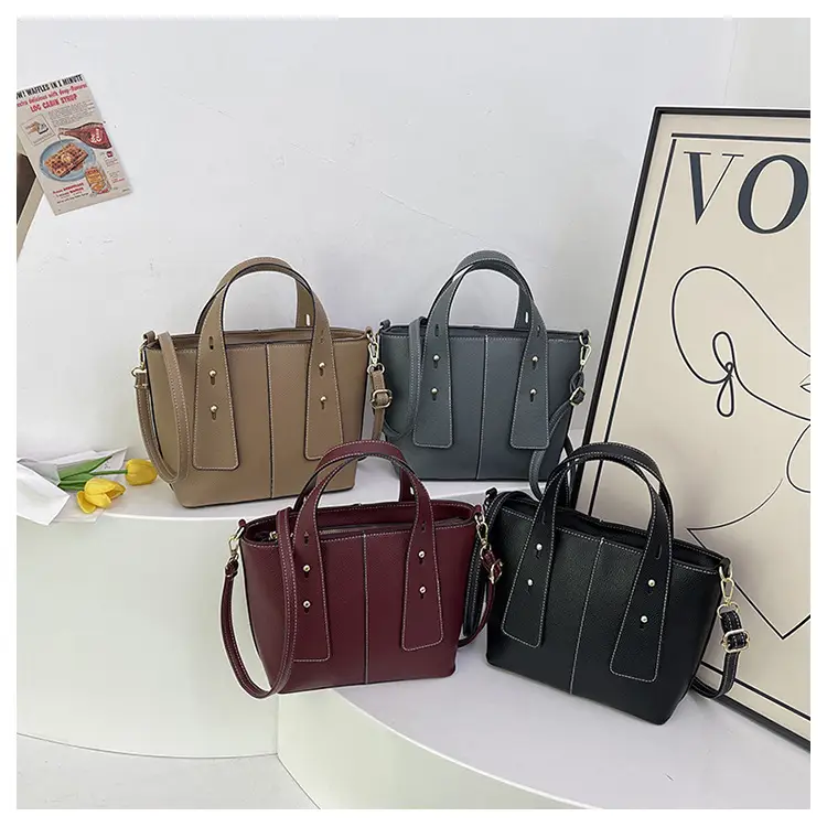 Women's Vintage Black Leather Shoulder Bag 2024 Winter — feature 22