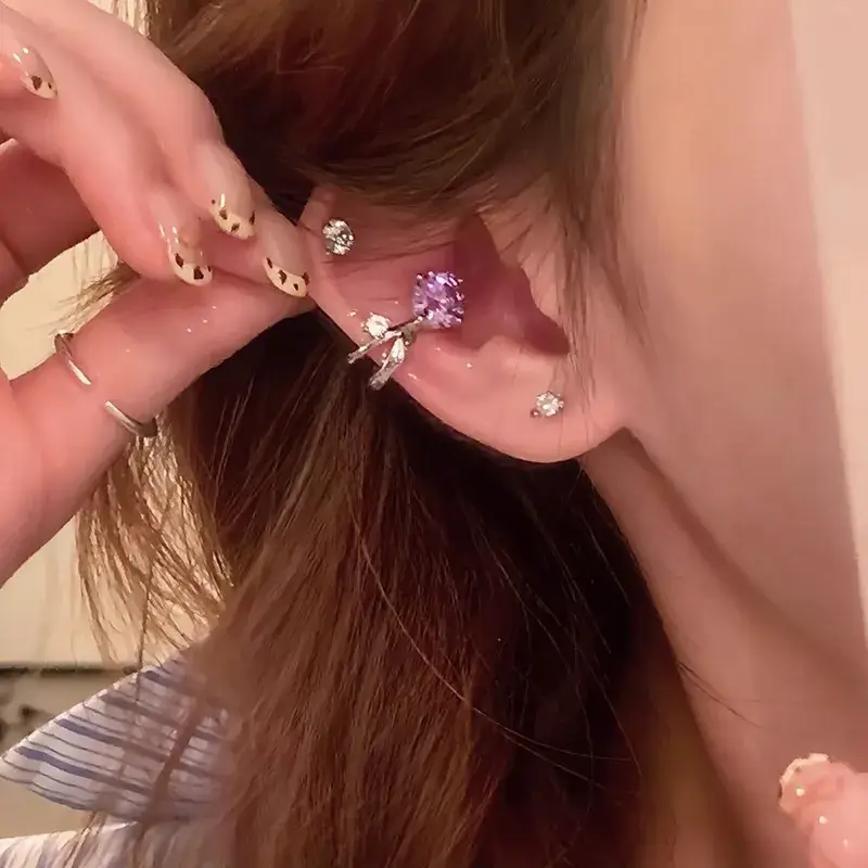 White Zircon Pearl Ear Clip Women's Earrings — feature 7
