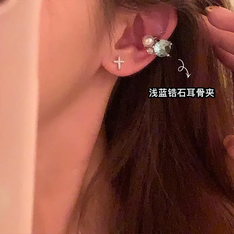 White Zircon Pearl Ear Clip Women's Earrings - Image 6