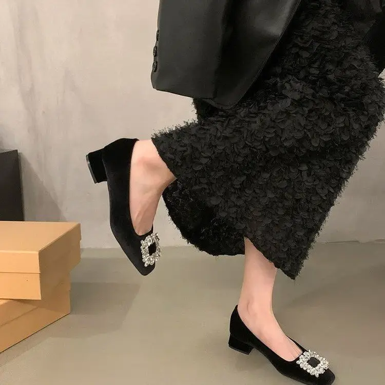 High-grade Rhinestone Shallow Mouth Shoes Women's Elegant 2024 Shallow Mouth Spring and Autumn New All-match Square-toe Flat Bean Shoes — feature 1