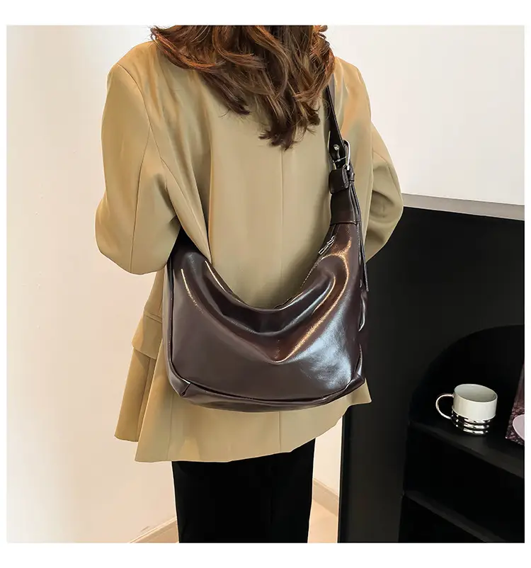 2024 Red High-End Shoulder Messenger Bag for Women — feature 14