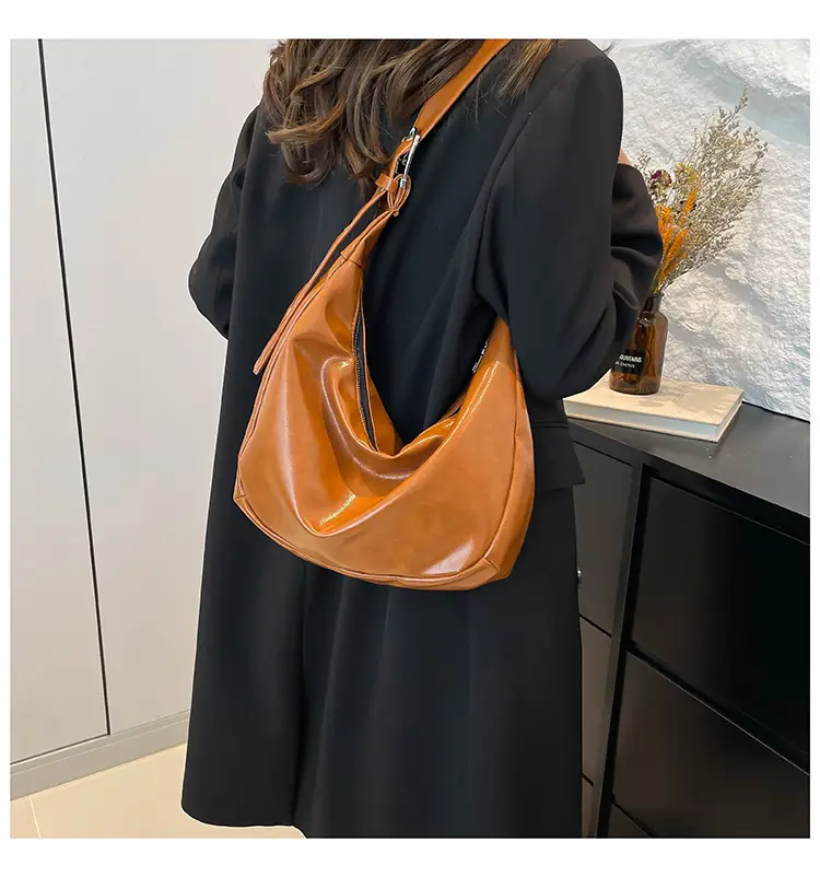 2024 Red High-End Shoulder Messenger Bag for Women — feature 8