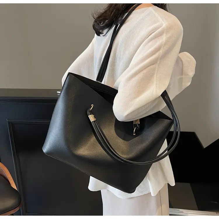 High-end Women's Large Capacity Shoulder Bag White — feature 12