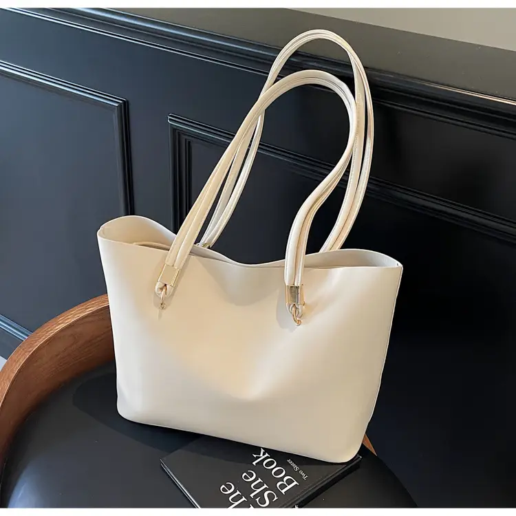 High-end Women's Large Capacity Shoulder Bag White — feature 15