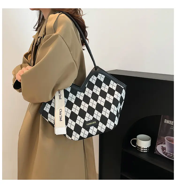 Women Plaid Shoulder Bag Winter Commuter Large Capacity — feature 19