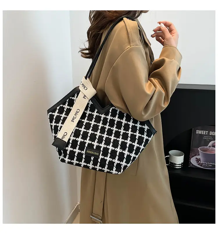 Women Plaid Shoulder Bag Winter Commuter Large Capacity — feature 22