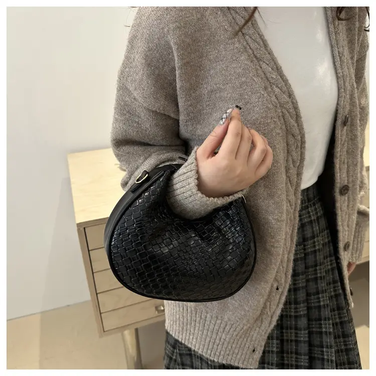 Brown Crocodile Texture Shoulder Crossbody Bag — feature 14